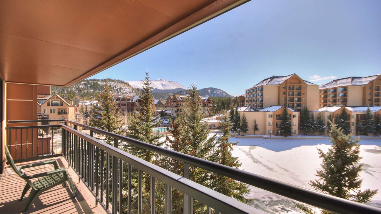 Photo of Patio Balcony in Peak 9