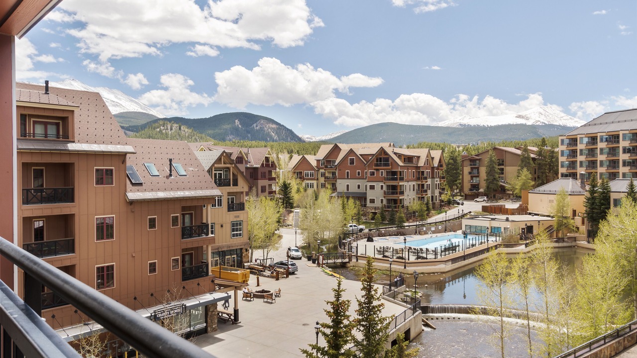 Photo of Patio Balcony in Peak 9