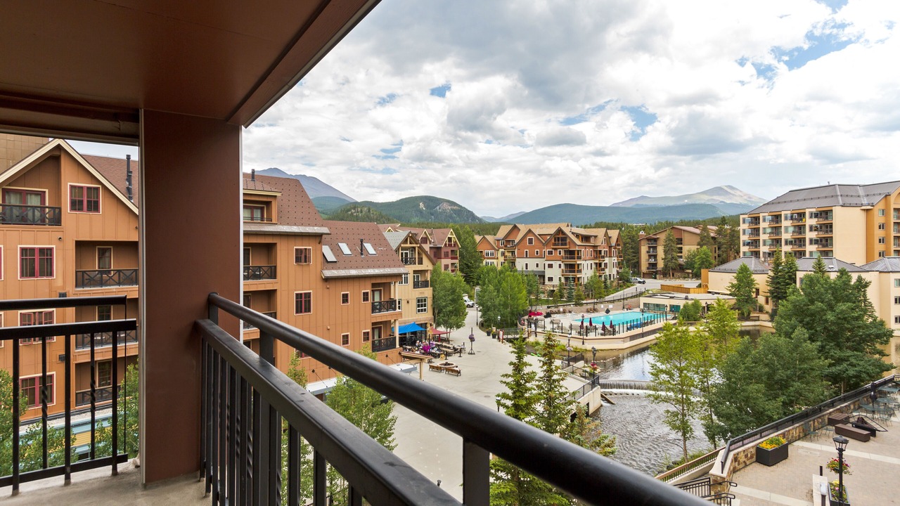 Photo of Patio Balcony in Peak 9