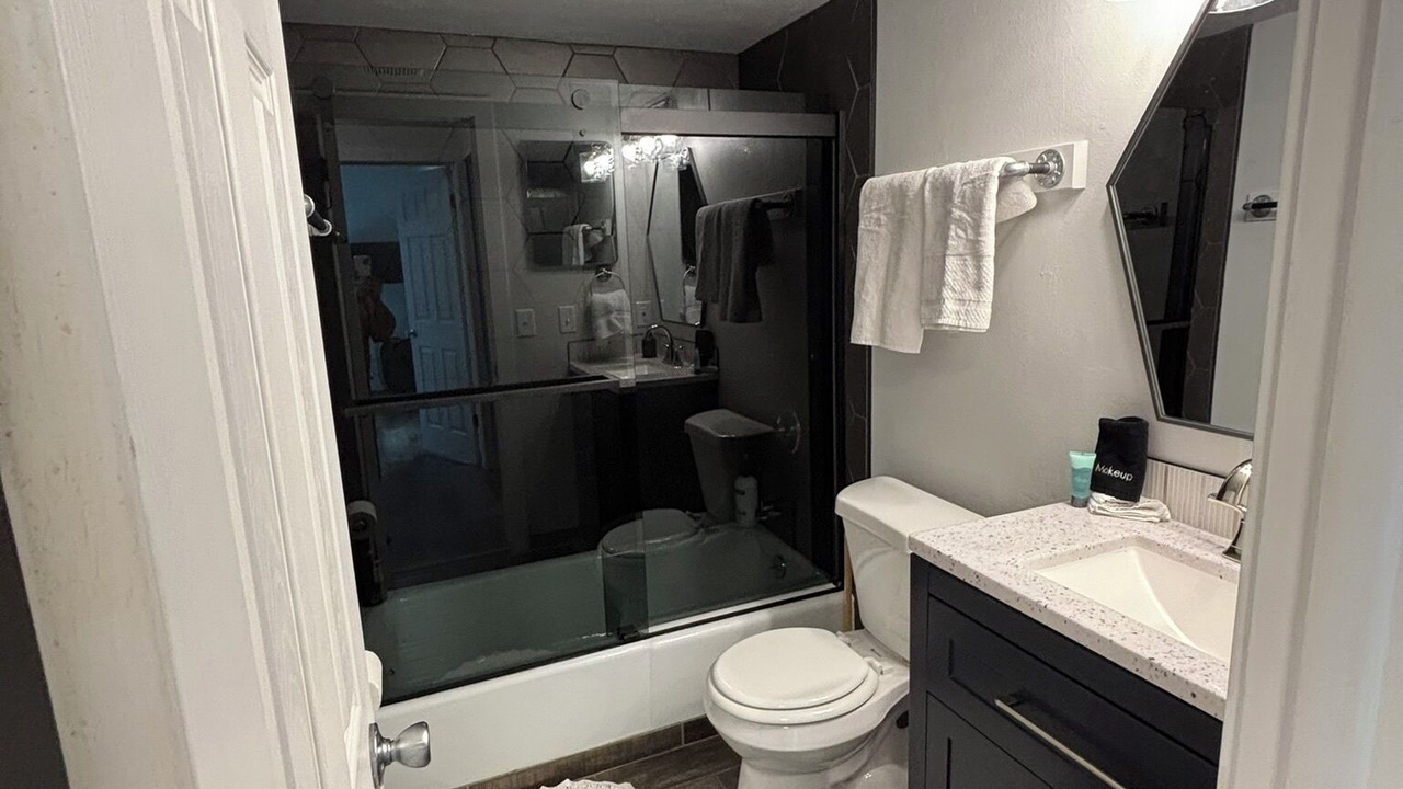 Photo of Bathroom in University Park