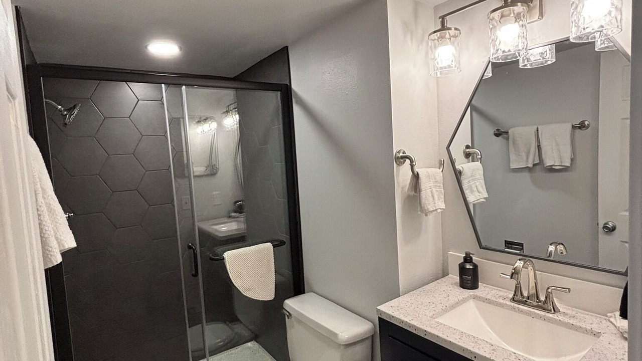 Photo of Bathroom in University Park