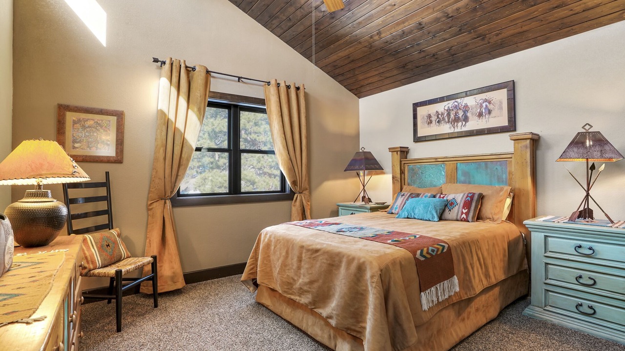 Photo of Bedroom in Evergreen