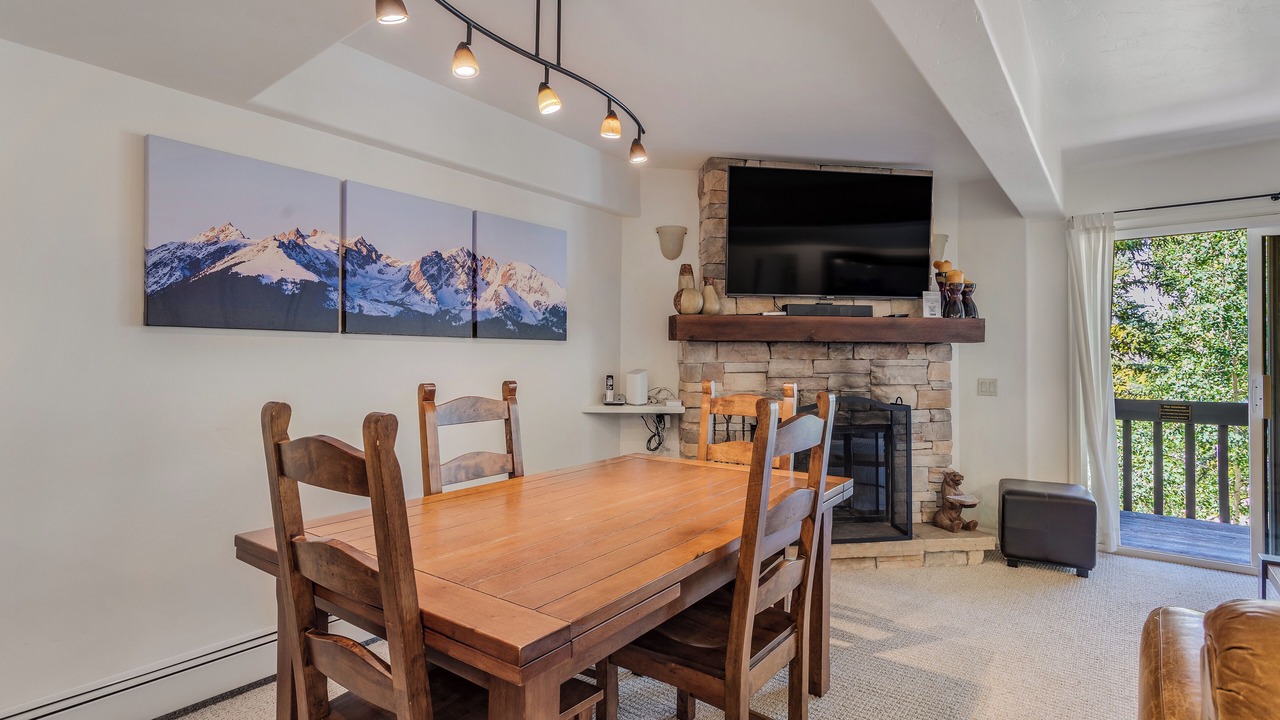 Photo of Livingroom in Snowmass Village