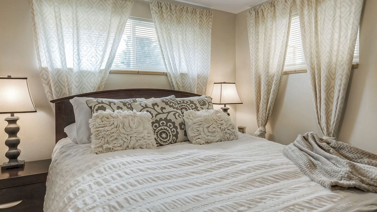 Photo of Bedroom in Edgewater