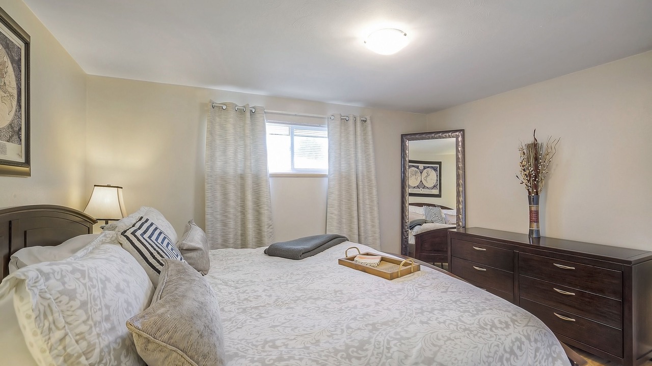 Photo of Bedroom in Edgewater