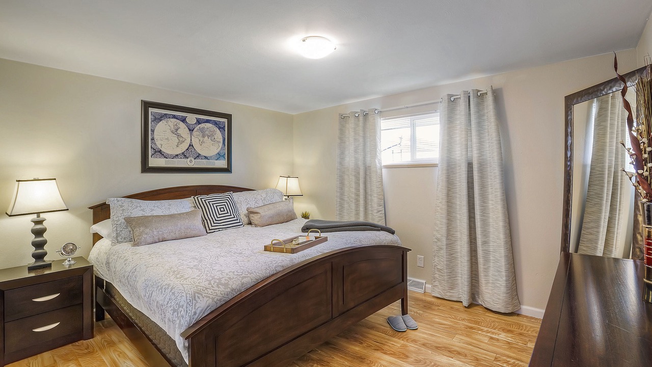 Photo of Bedroom in Edgewater