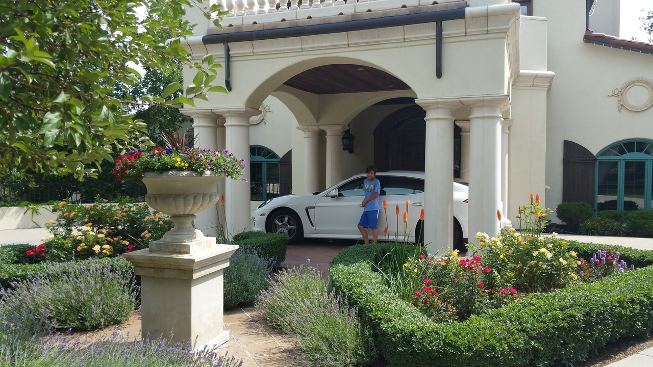 Photo of Others in Broadmoor
