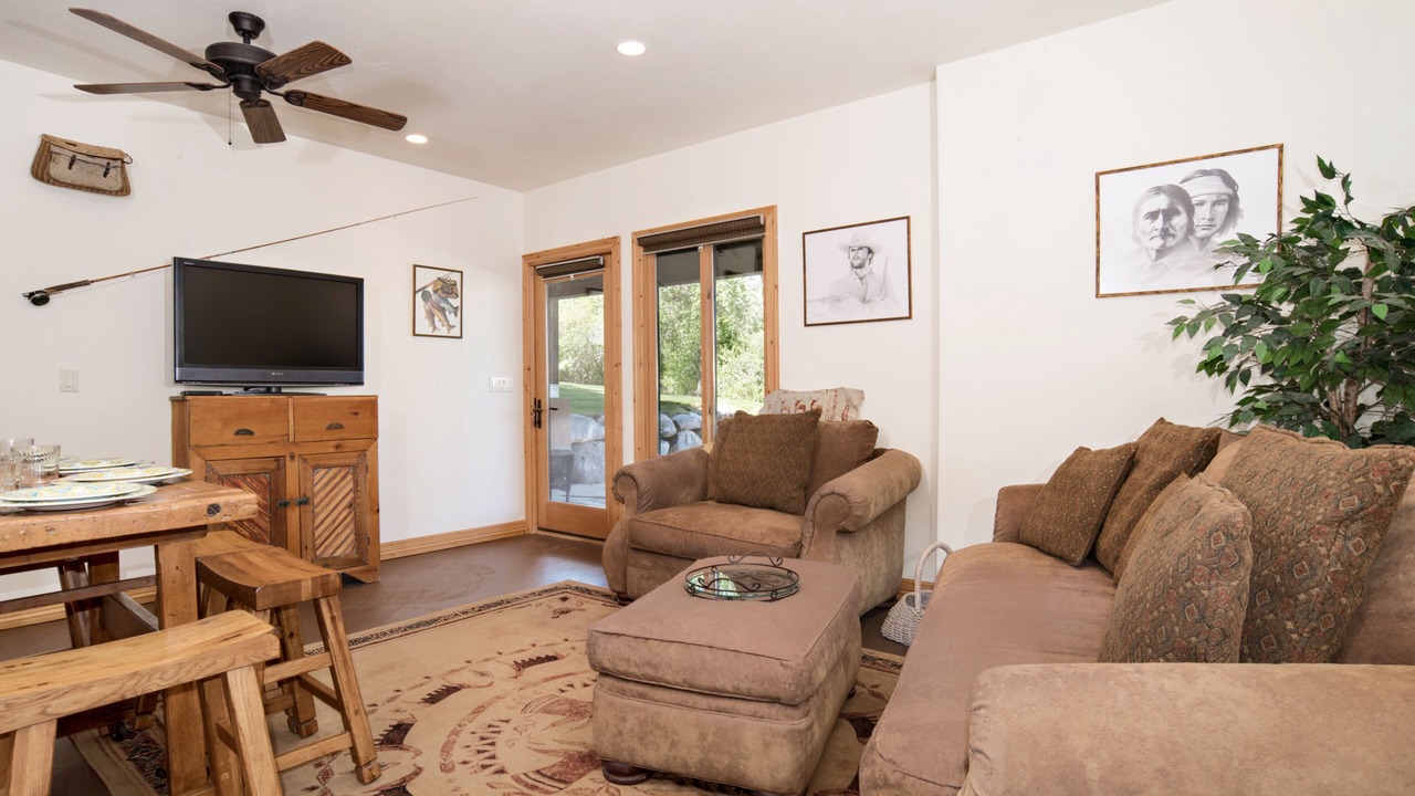 Photo of Bedroom in Glenwood Springs