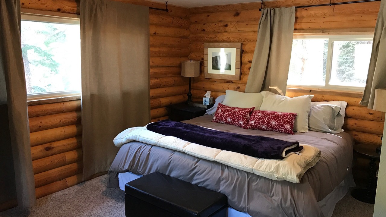 Photo of Bedroom in Saint Mary's