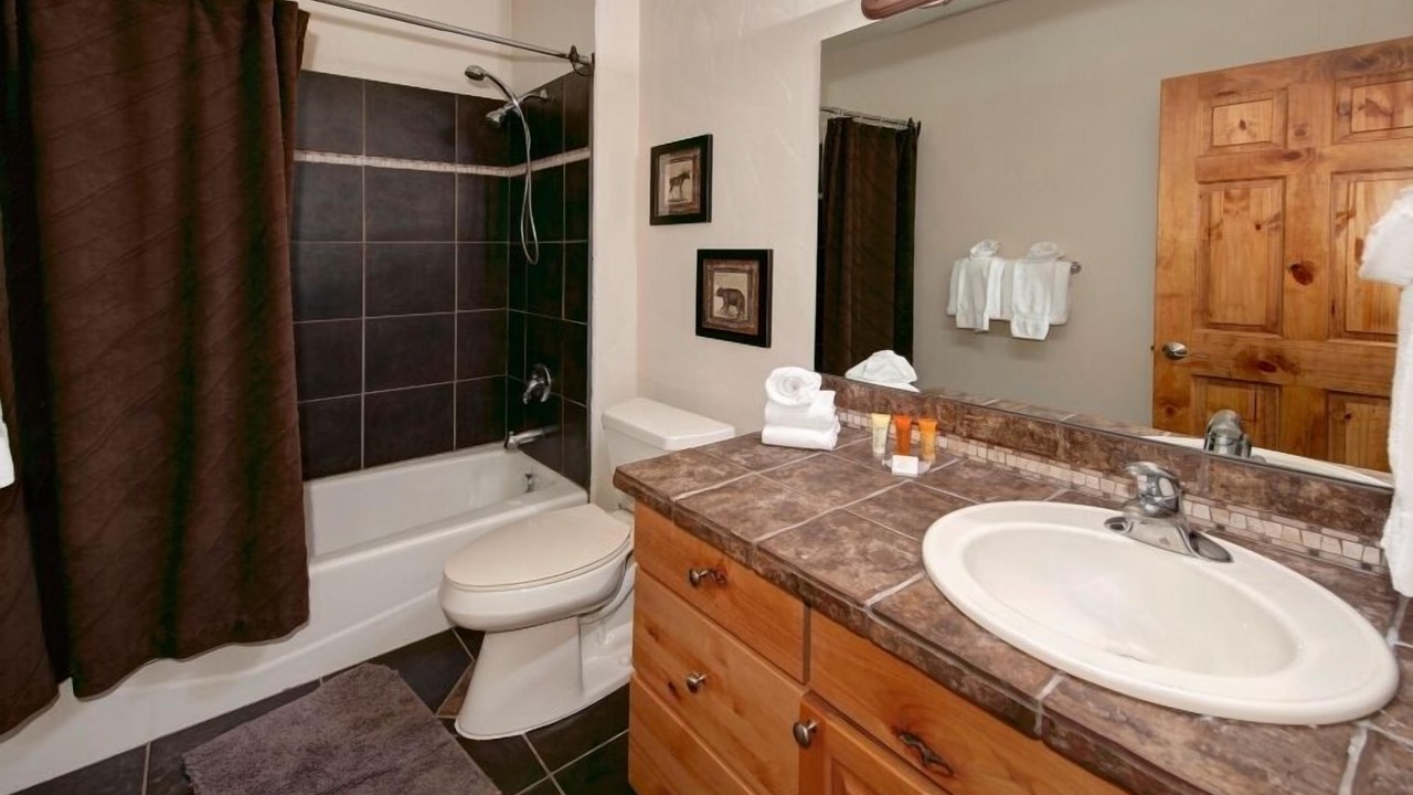 Photo of Bathroom in Three Peaks