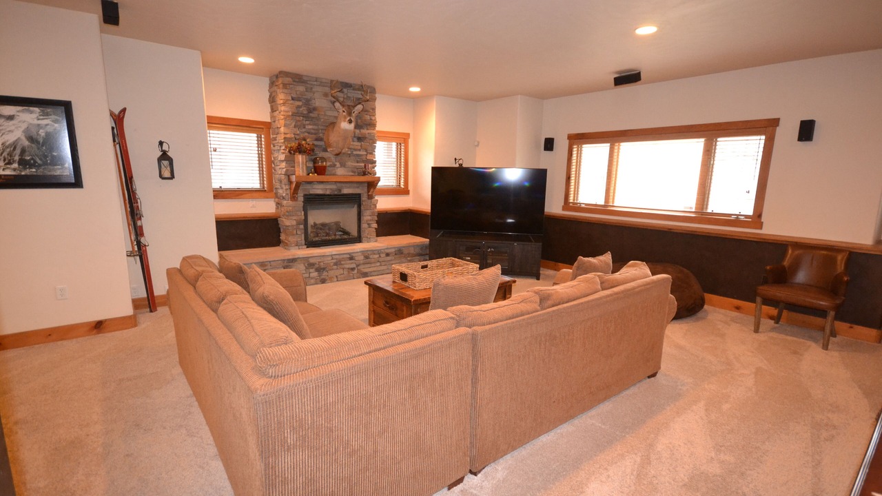 Photo of Bedroom in Three Peaks