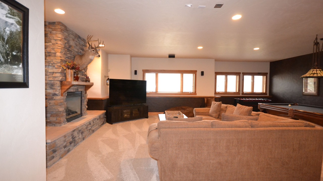 Photo of Bedroom in Three Peaks