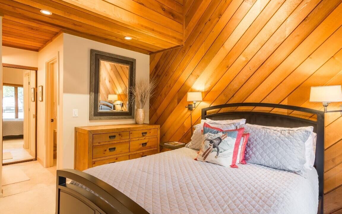 Photo of Bedroom in Avon