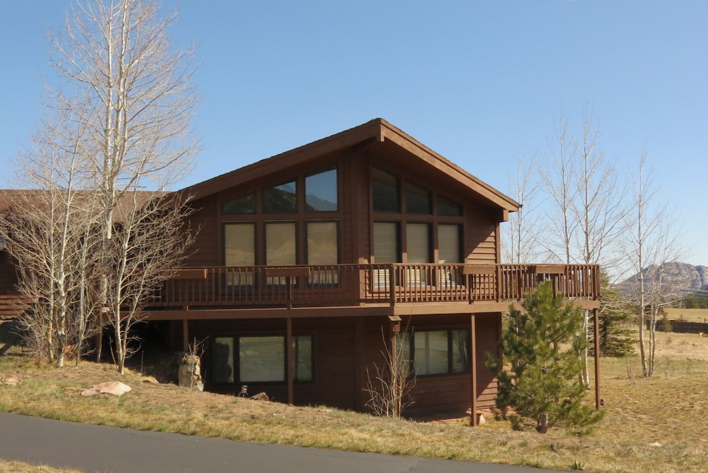 Photo of Buildings in Estes Park