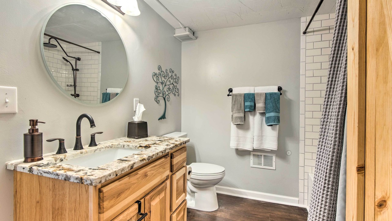 Photo of Bathroom in Creighton