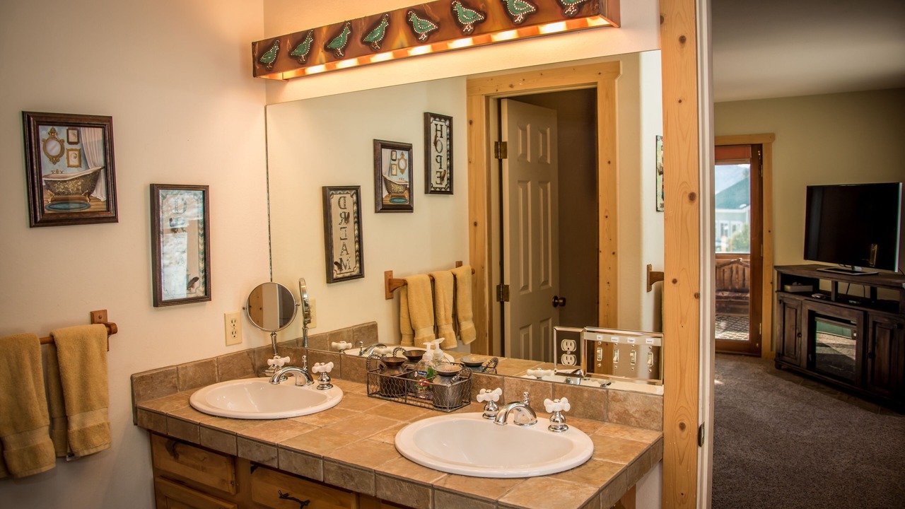 Photo of Bathroom in Pagosa Springs