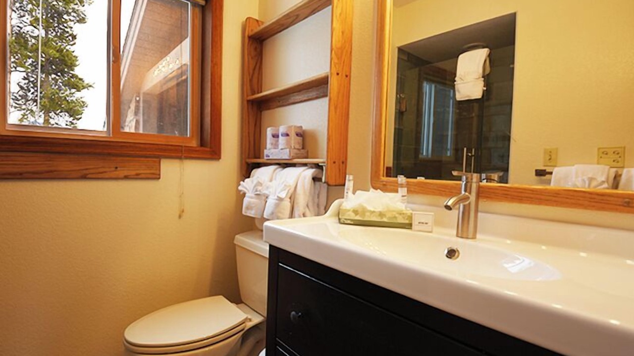 Photo of Bathroom in Fraser