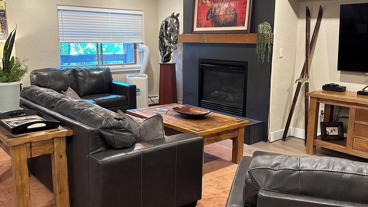 Photo of Livingroom in Downtown Steamboat Springs