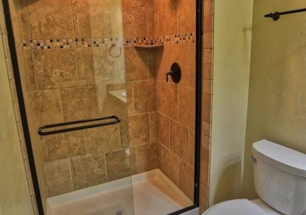 Photo of Bathroom in Peak 8