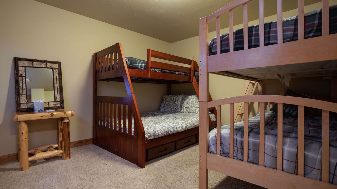 Photo of Bedroom in Fairway Meadows