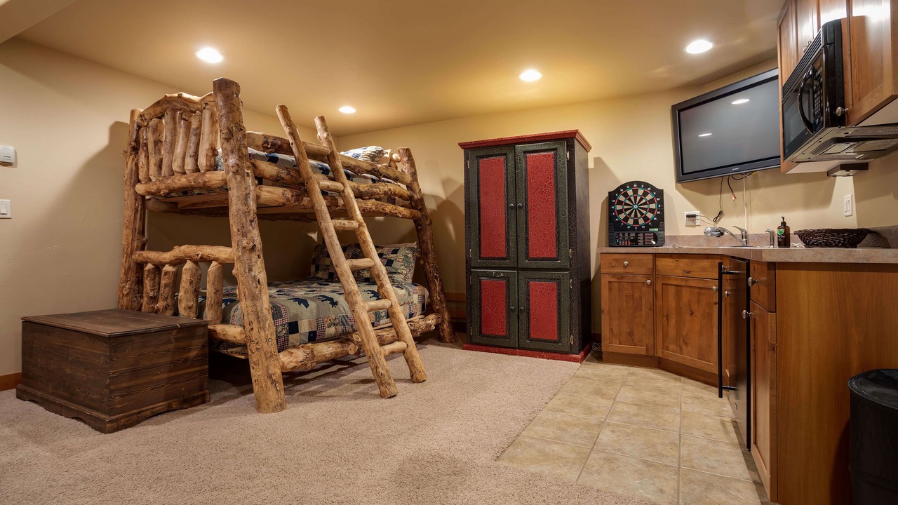Photo of Bedroom in Fairway Meadows
