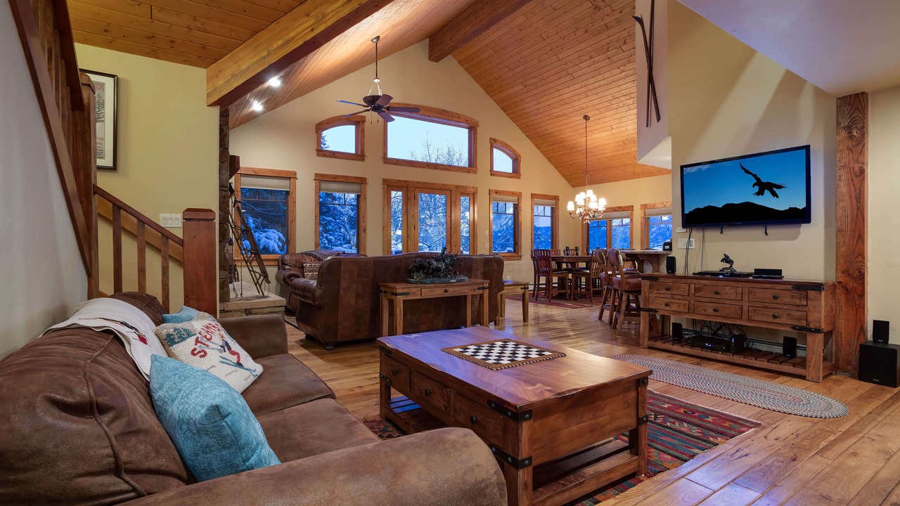 Photo of Livingroom in Fairway Meadows