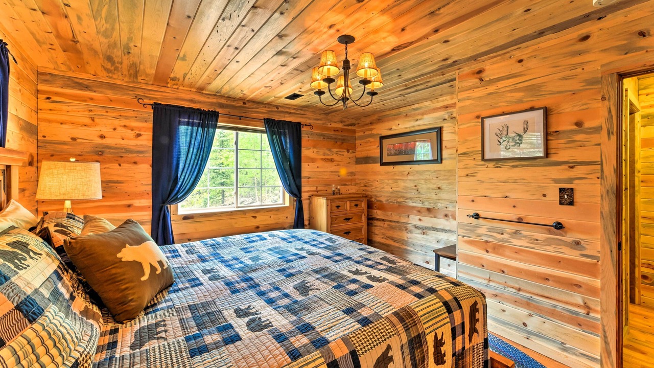 Photo of Bedroom in Indian Mountain