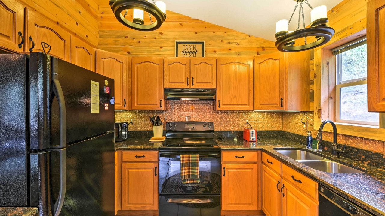 Photo of Kitchen in Indian Mountain