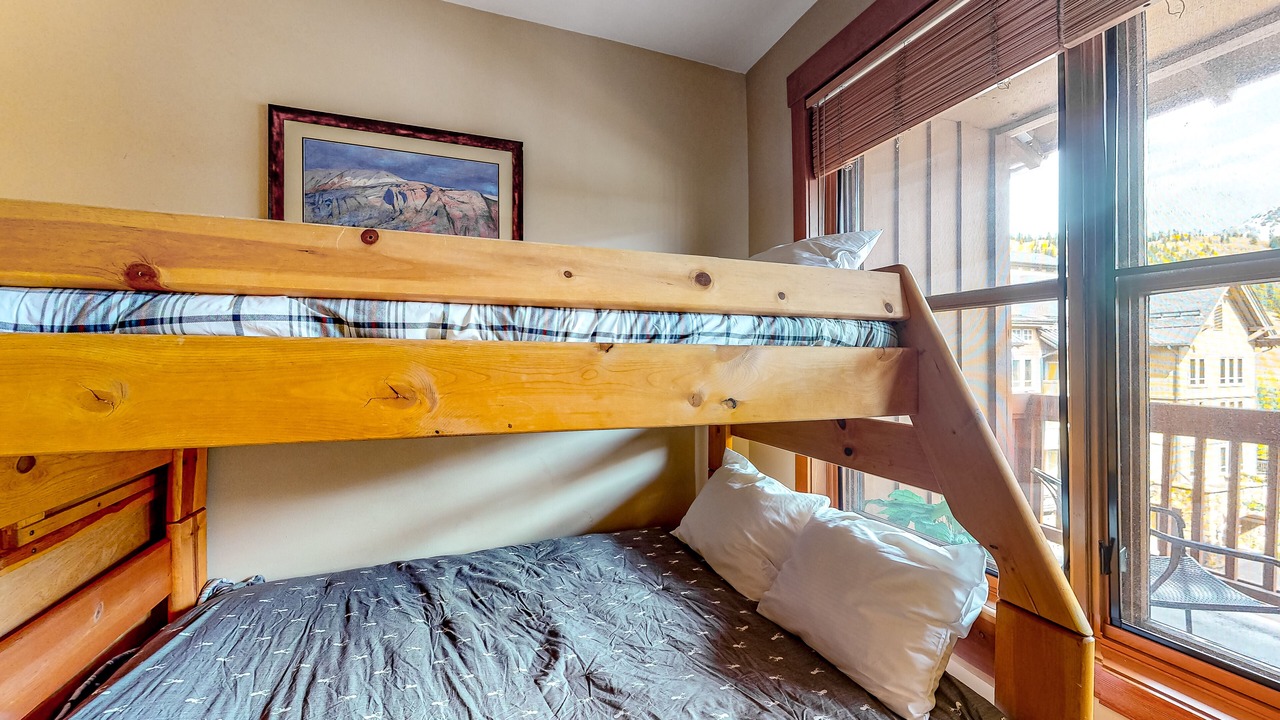 Photo of Bedroom in Copper Mountain