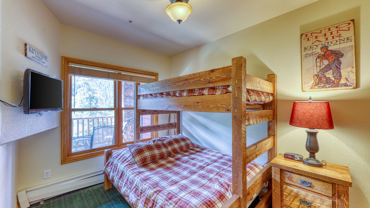 Photo of Bedroom in Mountain House