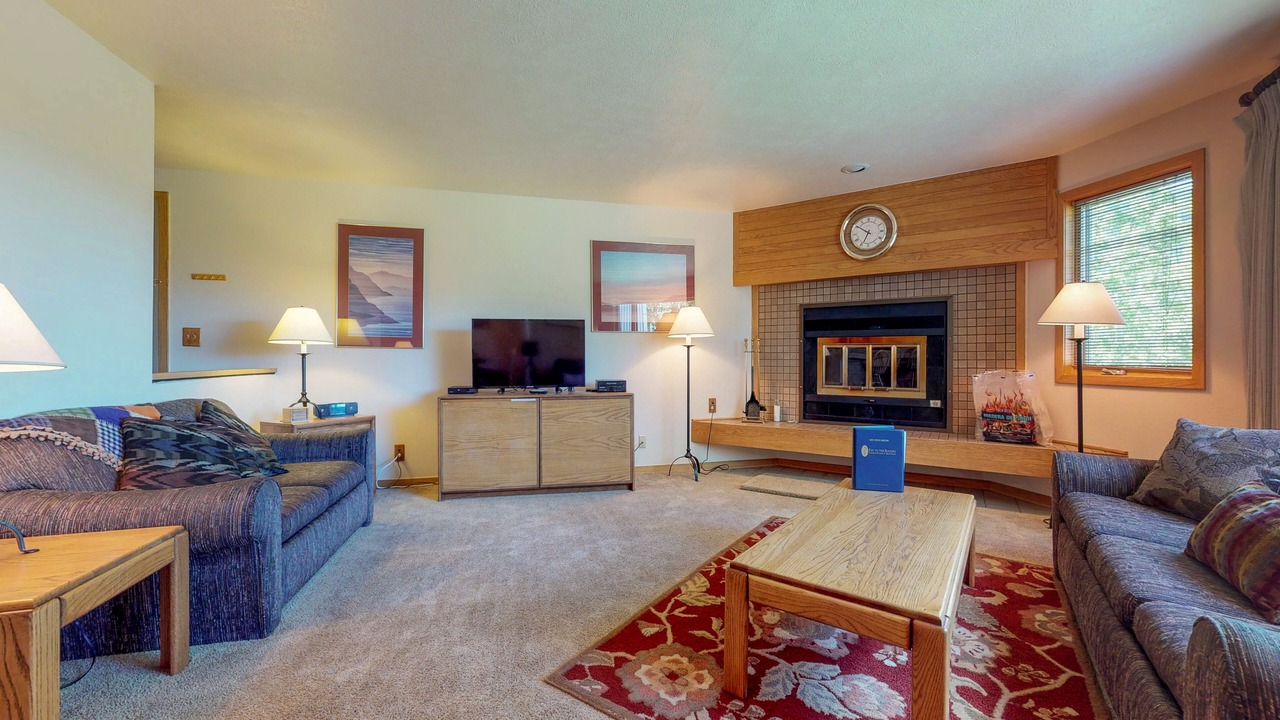 Photo of Livingroom in Mountain House