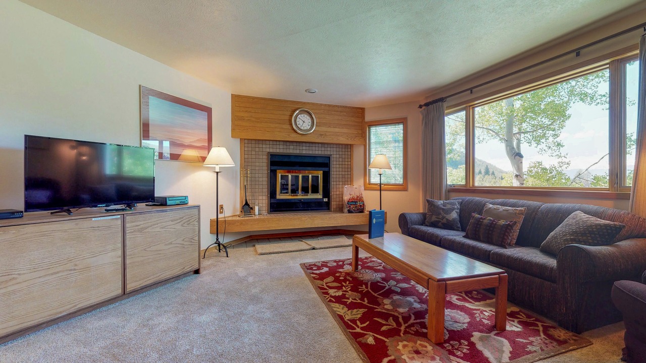 Photo of Livingroom in Mountain House