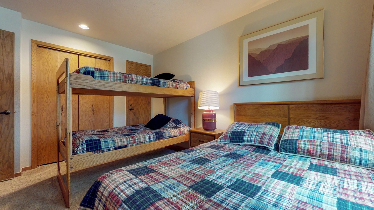Photo of Bedroom in Mountain House