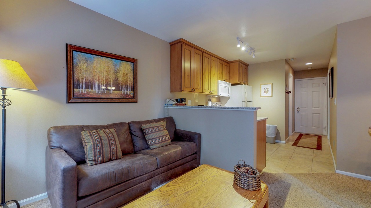 Photo of Livingroom in Four O'Clock