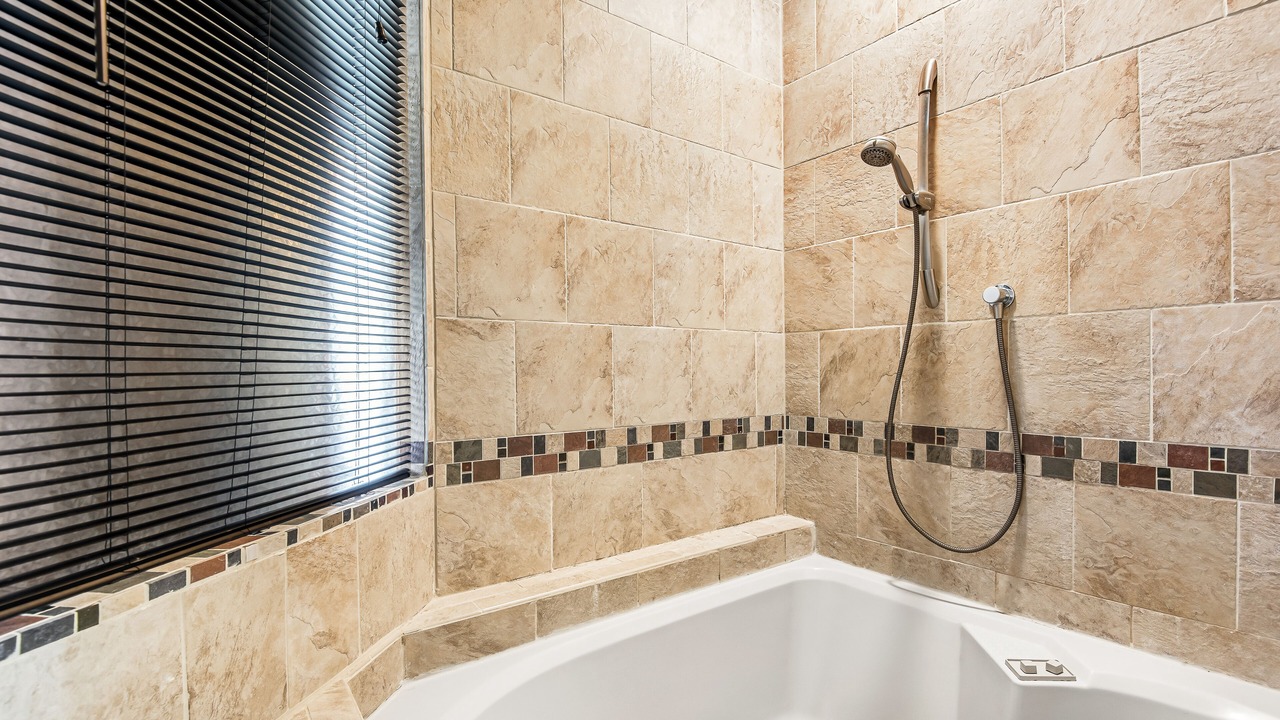 Photo of Bathroom in River Run