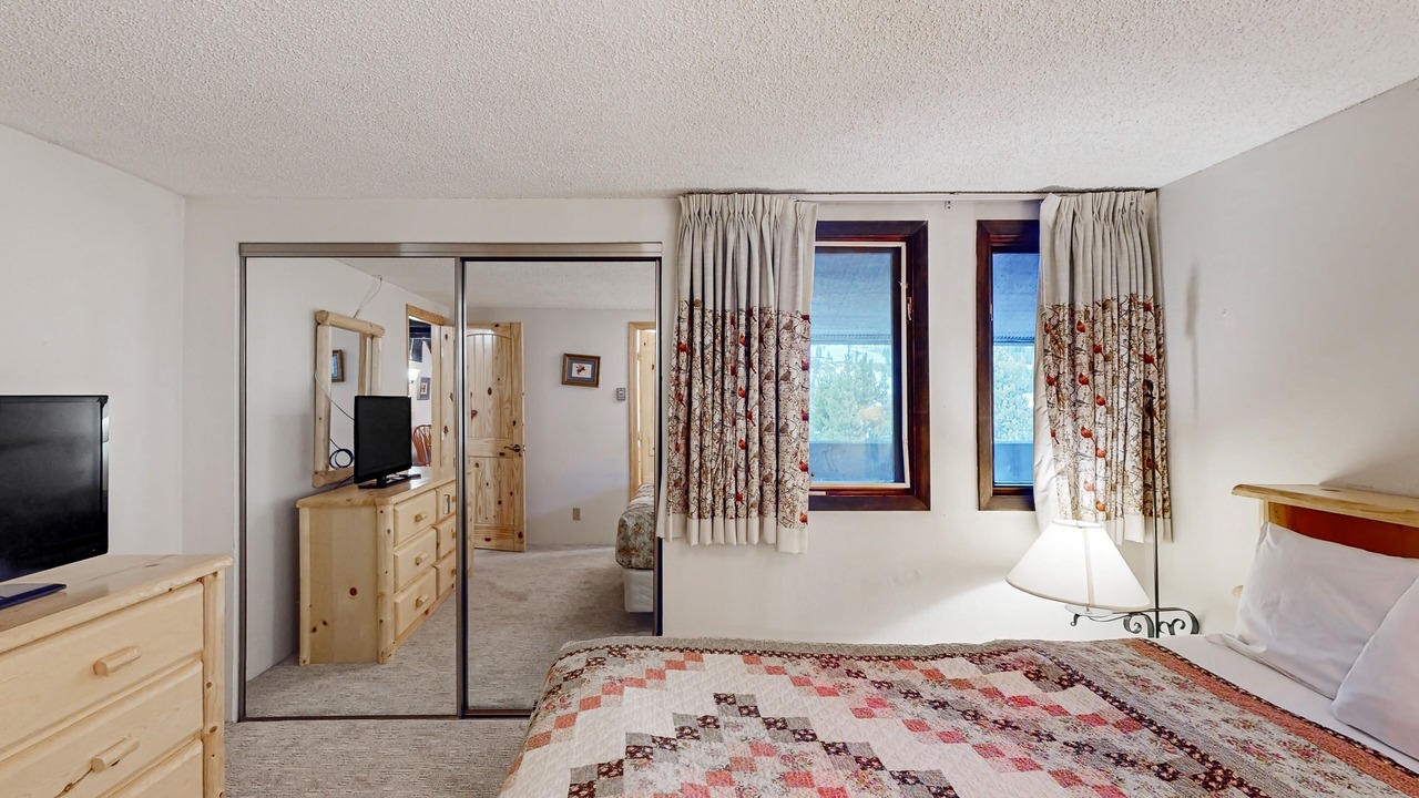 Photo of Bedroom in Copper Mountain Village