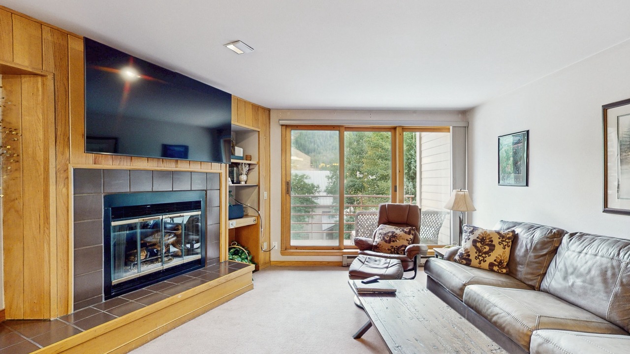 Photo of Livingroom in Mountain House