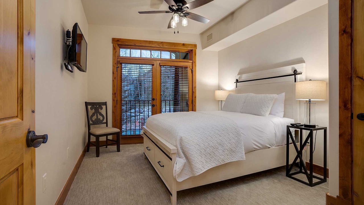 Photo of Bedroom in Steamboat Springs