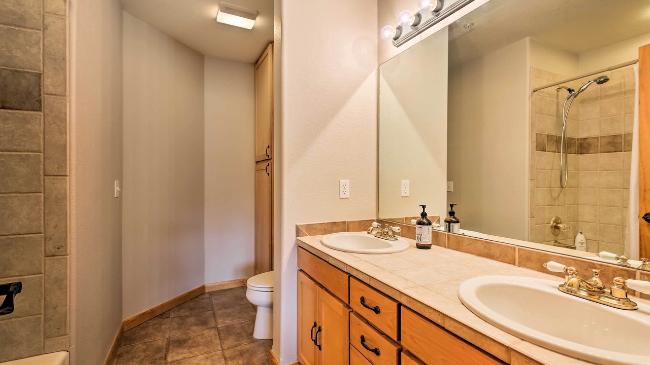 Photo of Bathroom in Grand Lake