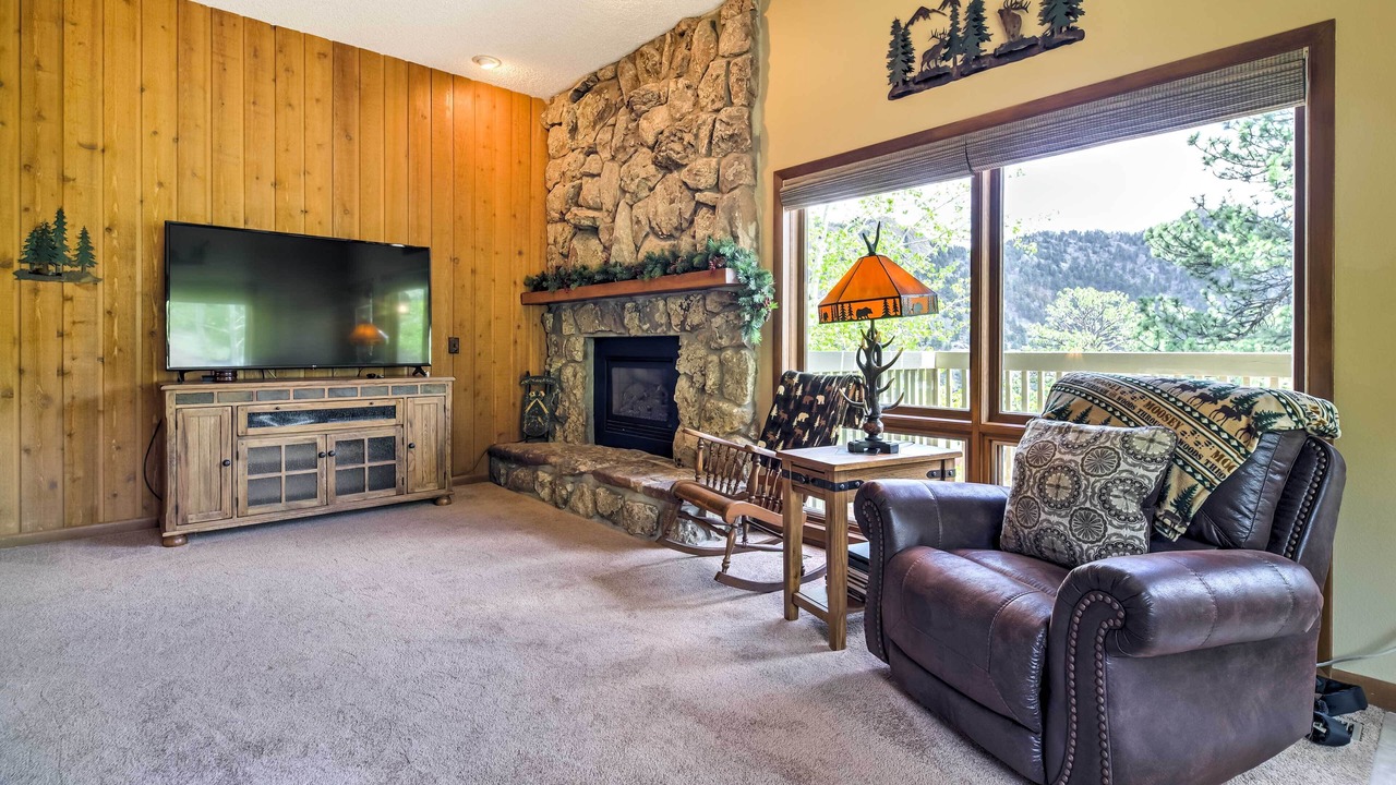 Photo of Bedroom in Fall River Estates
