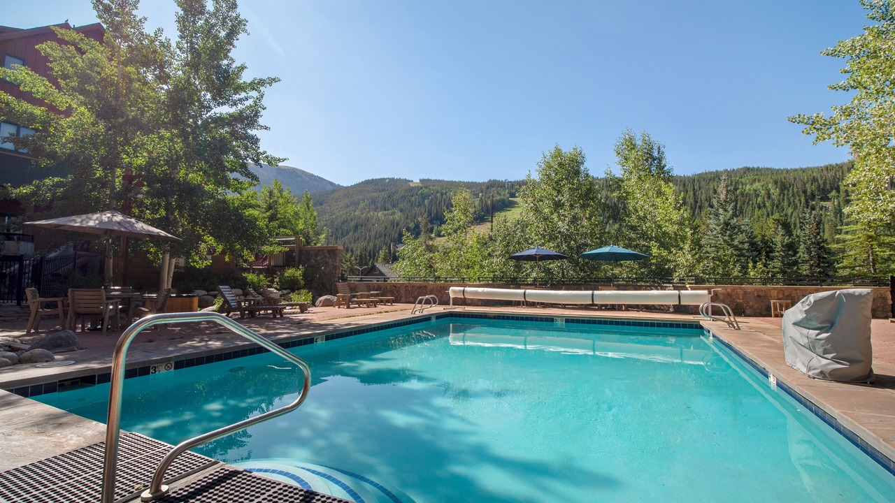 Photo of Outdoor in River Run