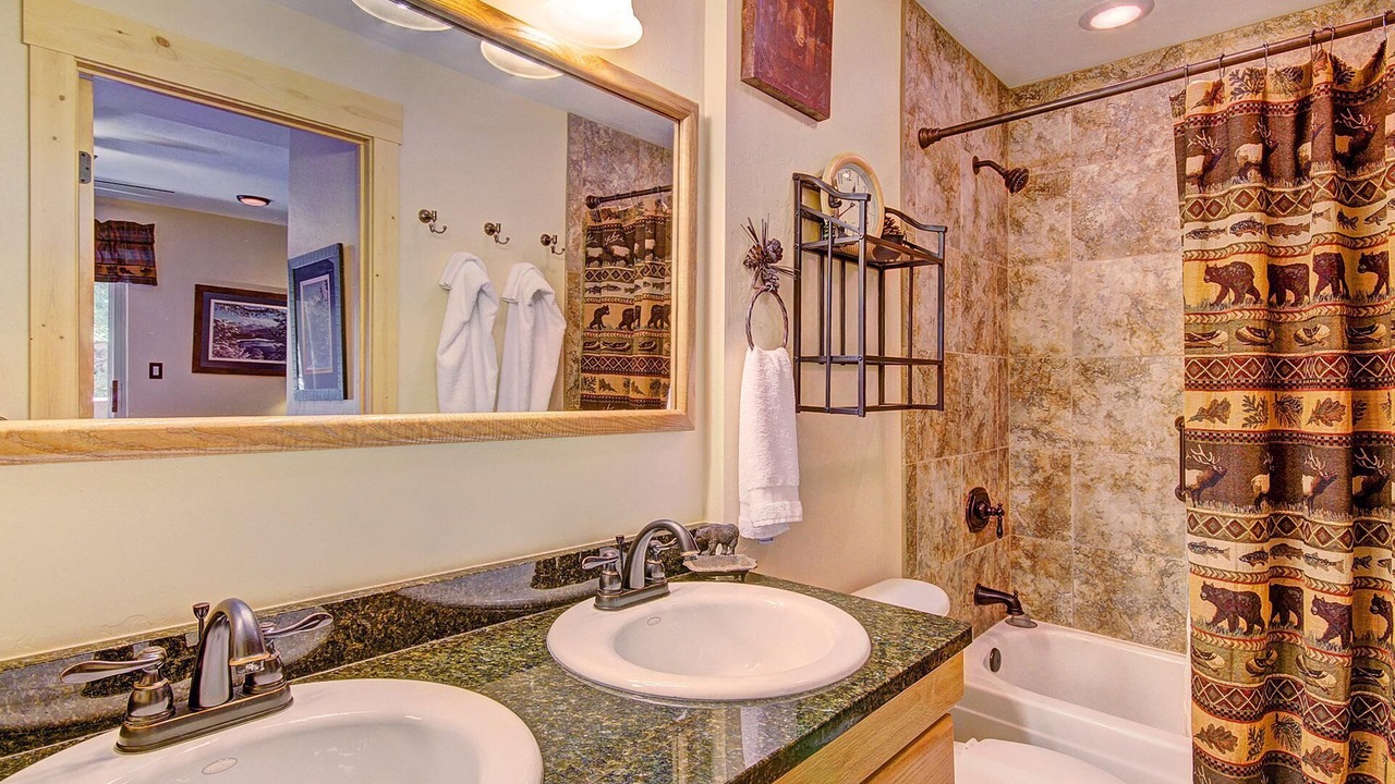 Photo of Bathroom in Warrior's Mark
