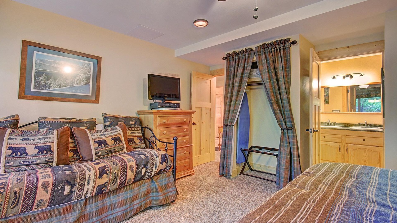 Photo of Bathroom in Warrior's Mark