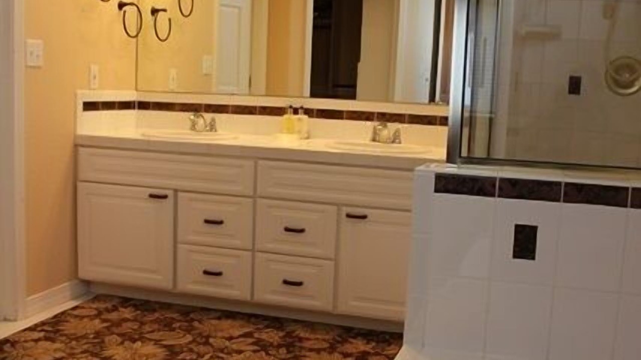Photo of Bathroom in Dalton Ranch