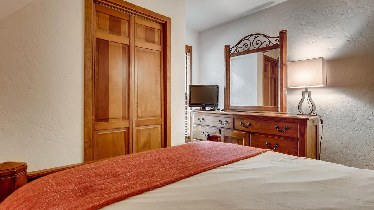 Photo of Bedroom in Historic District