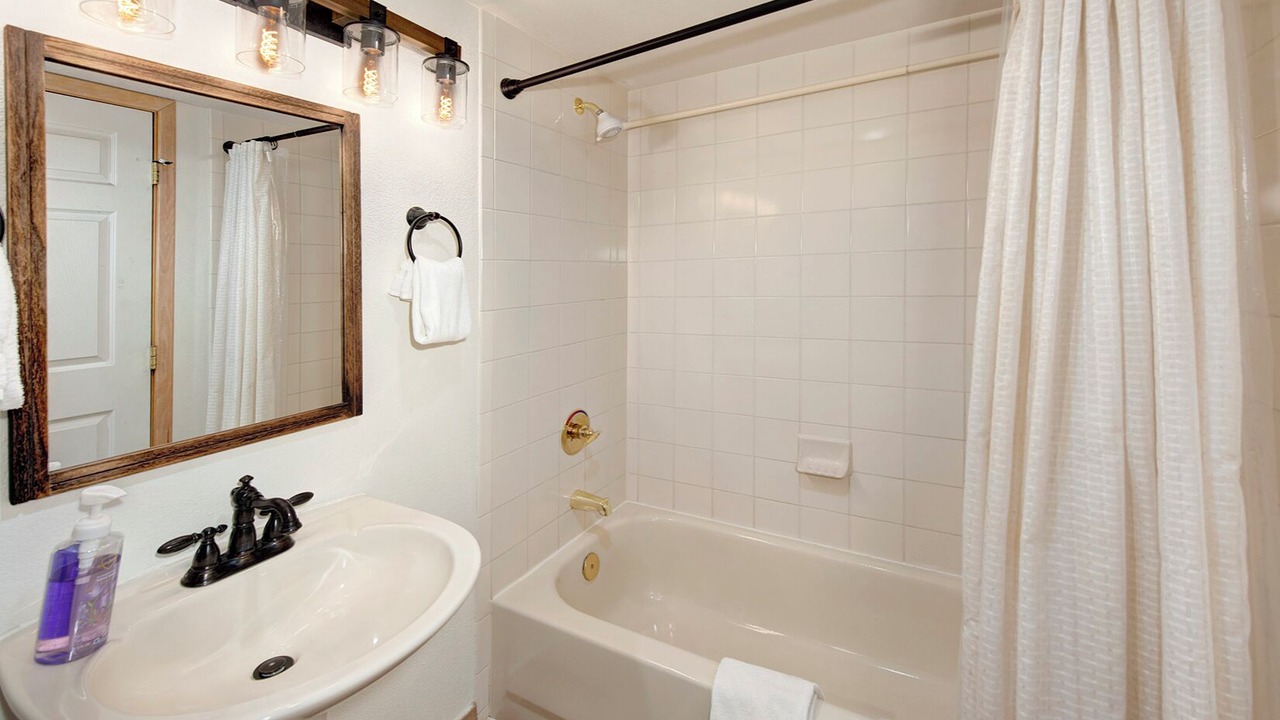 Photo of Bathroom in Frisco