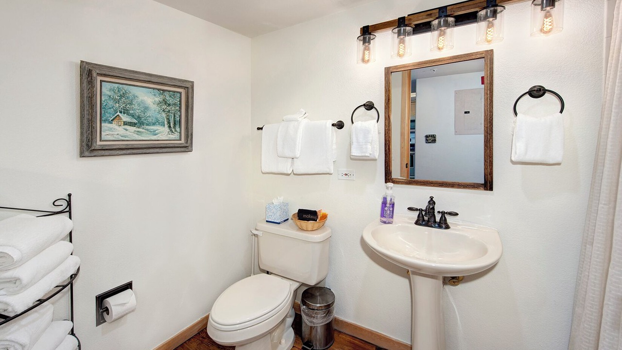 Photo of Bathroom in Frisco