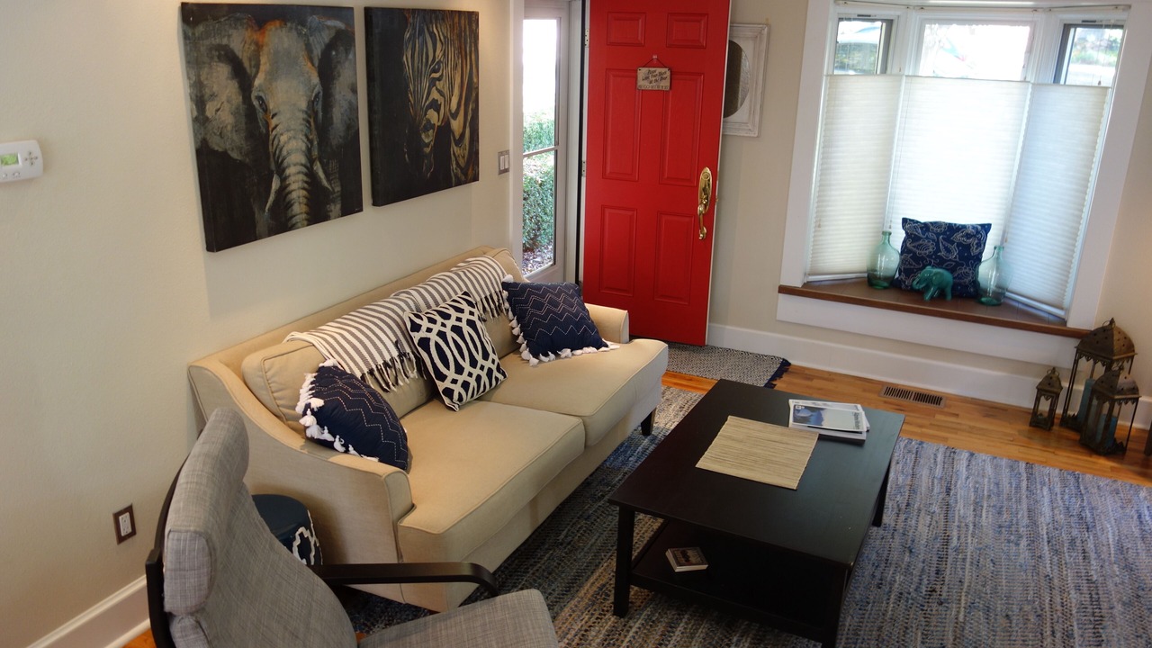 Photo of Livingroom in Whittier