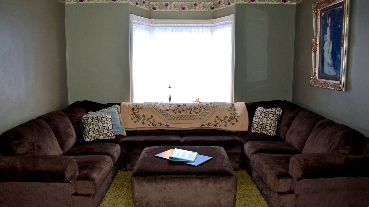 Photo of Livingroom in Historic District