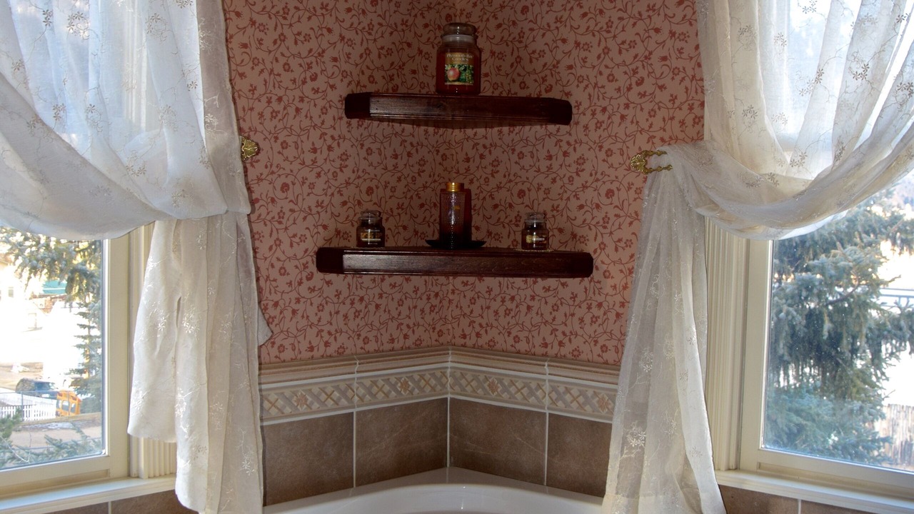 Photo of Bathroom in Historic District